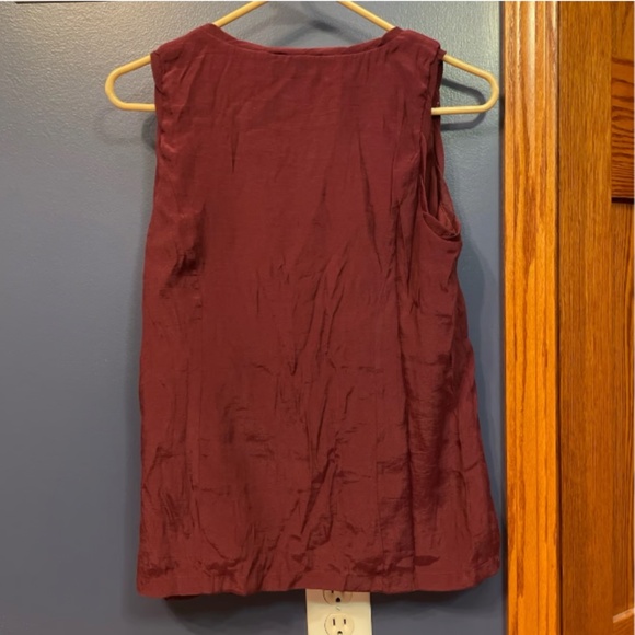 Christopher & Banks Top - Picture 2 of 3